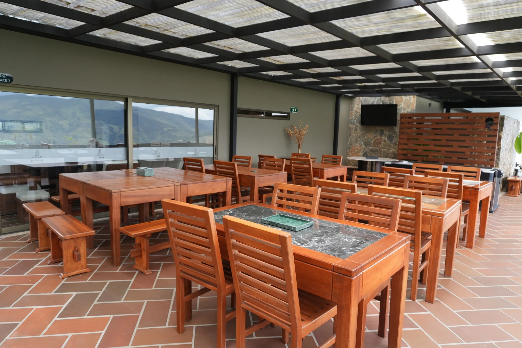 Comedor de Emerald